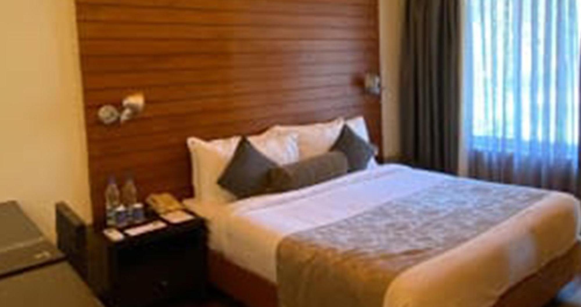 The Golkonda Resort And Spa Hyderabad Eksteriør bilde